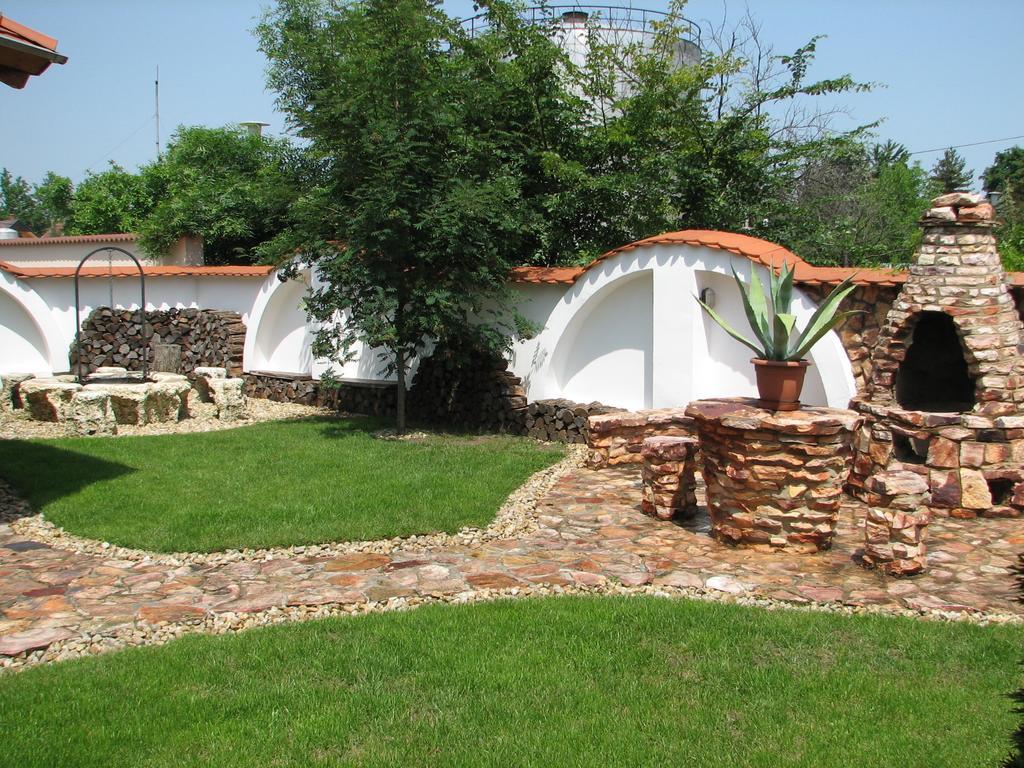 Hajdu Apartman 1. Hajduszoboszlo Ruang foto